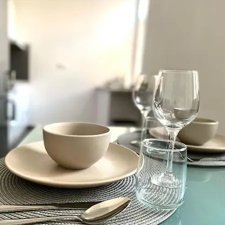 Novy Moderny Sapex V Centre Mesta Apartmán *